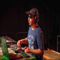Connectet Radio Weekend